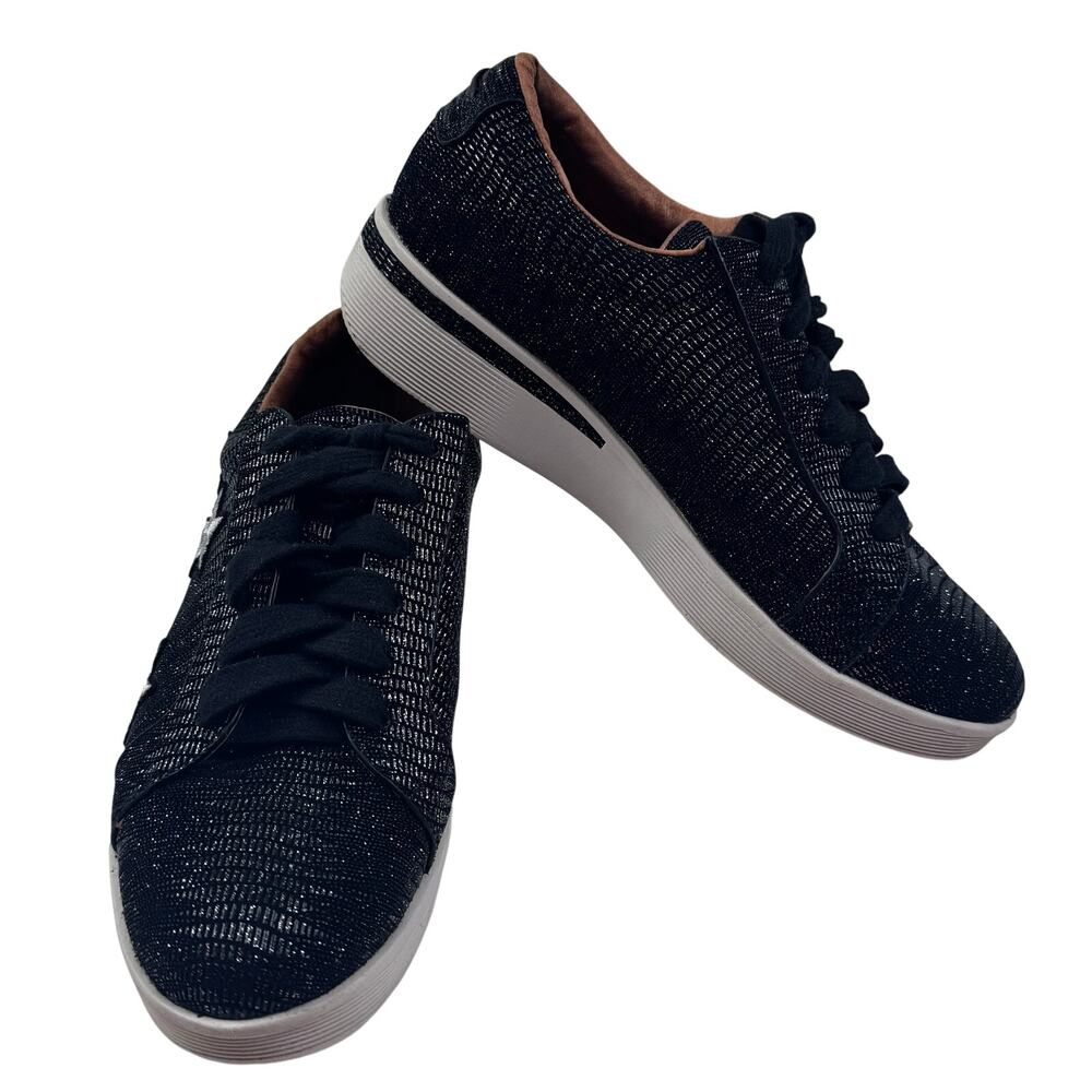 Gentle Souls Kenneth Cole Textured Metallic Embroidered Stars Sneakers Women's 7